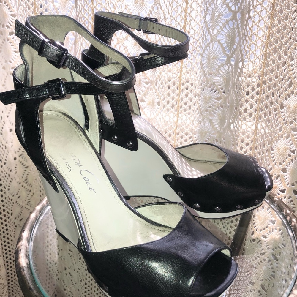 Reaction Kenneth Cole Studded Black and White Wedges